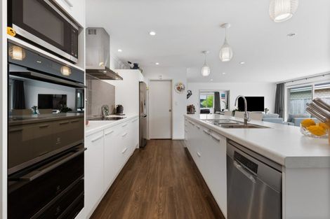 Photo of property in 12 Robert Might Road, Kumeu, 0810