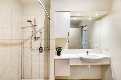 Photo of property in 12 Shortland Place, Havelock North, 4130