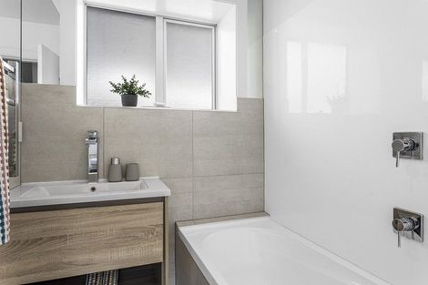 Photo of property in 5 Badger Street, Parklands, Christchurch, 8083