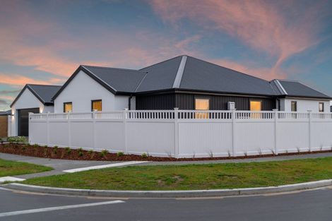 Photo of property in 112 Aviemore Drive, Marshland, Christchurch, 8083