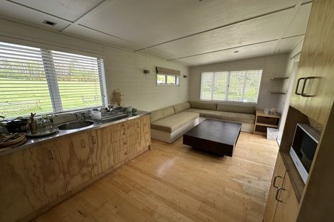 Photo of property in 27 Robinson Road, Coatesville, Albany, 0793