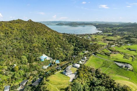 Photo of property in 35 Bay View Road, Whangarei Heads, Whangarei, 0174
