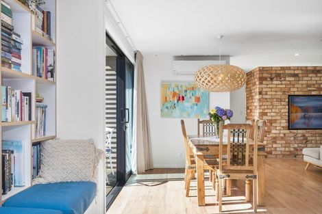 Photo of property in 75 Bert Wall Drive, Omokoroa, 3114