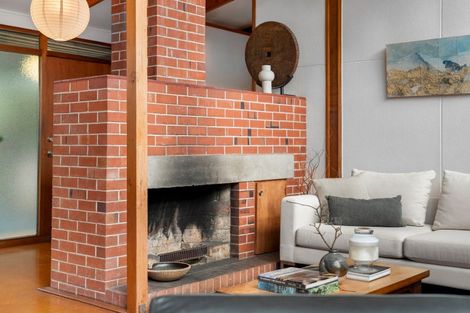 Photo of property in 52 Queenstown Road, Onehunga, Auckland, 1061