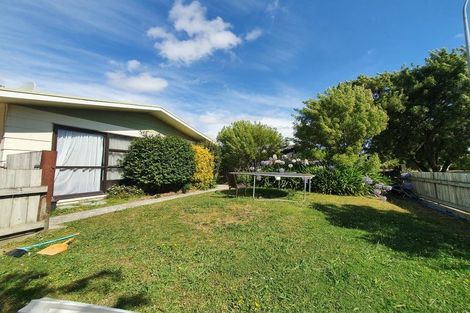 Photo of property in 11a Kaimanawa Street, Kelvin Grove, Palmerston North, 4414