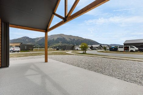 Photo of property in 159 Burdon Loop, Lake Hawea, 9382