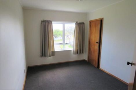 Photo of property in 34 Cook Street, Marfell, New Plymouth, 4310