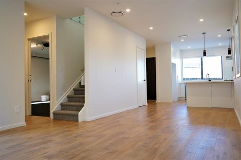 Photo of property in 35c Vincent Street, Howick, Auckland, 2014