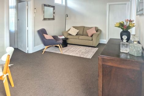 Photo of property in 23 Porritt Place, Waipukurau, 4200