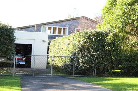 Photo of property in 42 Pah Road, Cockle Bay, Auckland, 2014