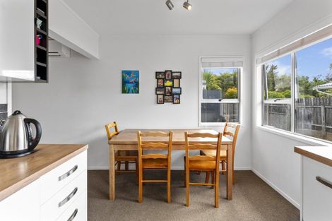 Photo of property in 35 Otupai Street, Two Mile Bay, Taupo, 3330