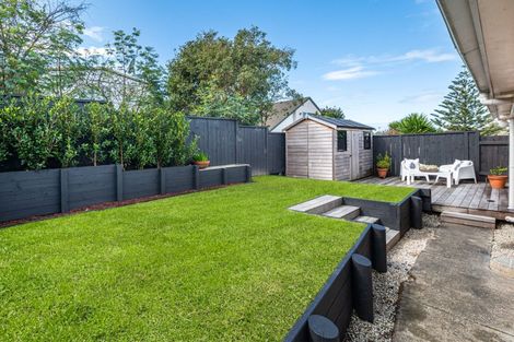 Photo of property in 3/6 Keys Street, Belmont, Auckland, 0622