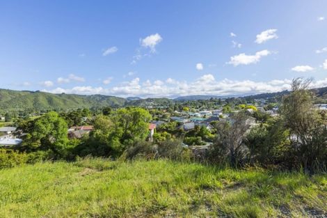Photo of property in 5 Mccarthy Grove, Clouston Park, Upper Hutt, 5018