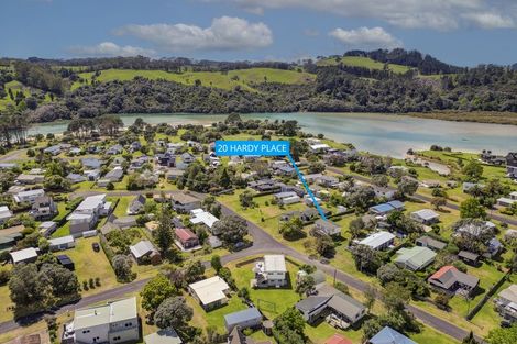 Photo of property in 20 Hardy Place, Cooks Beach, Whitianga, 3591
