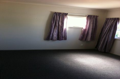 Photo of property in 437 Featherston Street, Palmerston North, 4414