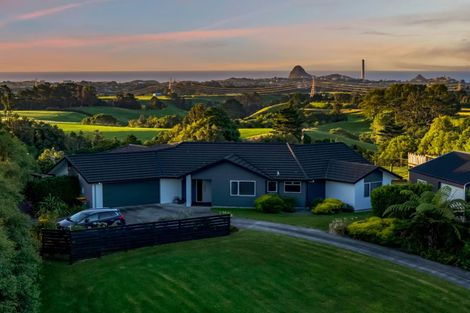Photo of property in 590c Frankley Road, Hurworth, New Plymouth, 4371