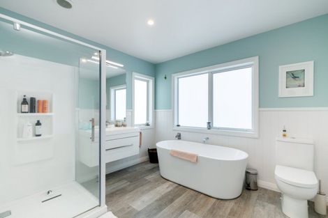 Photo of property in 14 Oceania Sands Way, Papamoa Beach, Papamoa, 3118