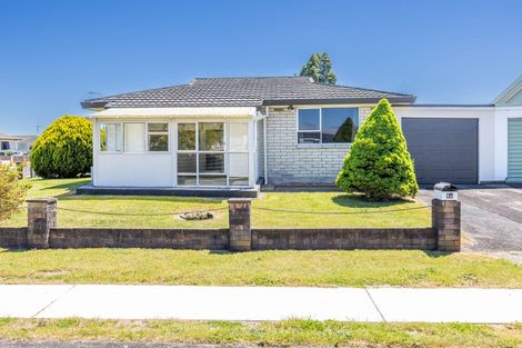 Photo of property in 1a Millar Place, Nawton, Hamilton, 3200