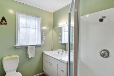 Photo of property in 9 Haslett Place, Upper Riccarton, Christchurch, 8041