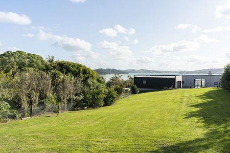 Photo of property in 32a Kiteone Road, Parua Bay, Whangarei, 0174