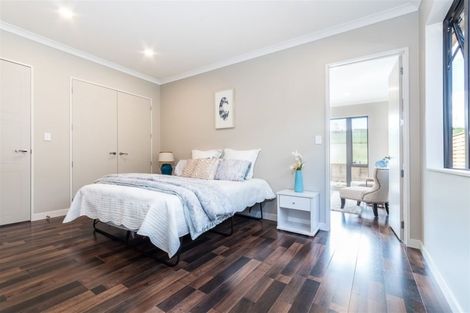 Photo of property in 17 Tawatawa Street, Long Bay, Auckland, 0630