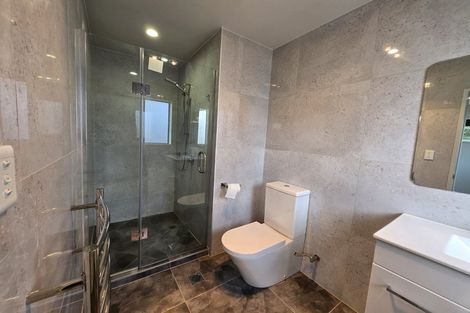 Photo of property in 17b Knox Road, Swanson, Auckland, 0612