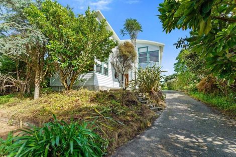 Photo of property in 89 Tutere Street, Waikanae Beach, Waikanae, 5036