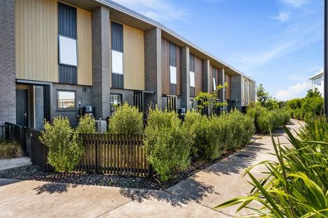 Photo of property in 14 Arvo Lane, Hobsonville, Auckland, 0616