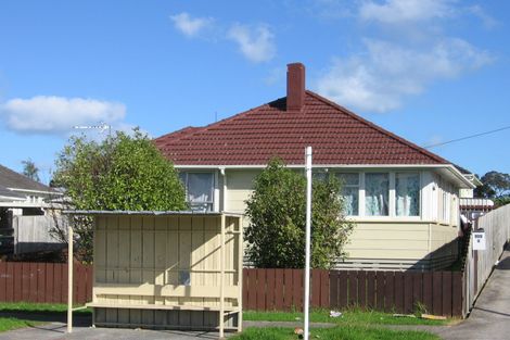 Photo of property in 325 Bairds Road, Otara, Auckland, 2023