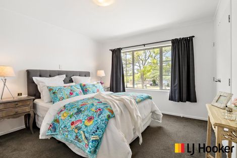 Photo of property in 37 Senator Drive, Manurewa, Auckland, 2105