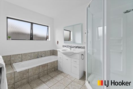 Photo of property in 13c Nelson Street, Papakura, 2110