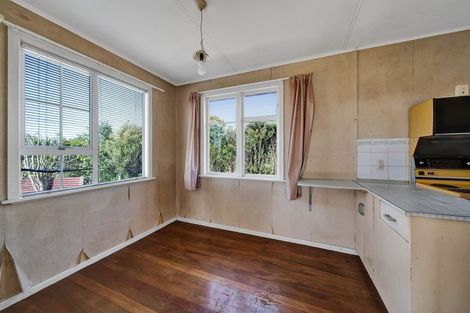 Photo of property in 65 Turuturu Road, Hawera, 4610