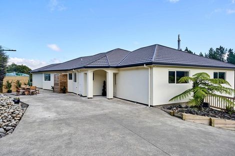 Photo of property in 999 Moonshine Road, Judgeford, Porirua, 5381