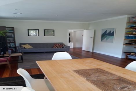 Photo of property in 73 Hungerford Road, Houghton Bay, Wellington, 6023