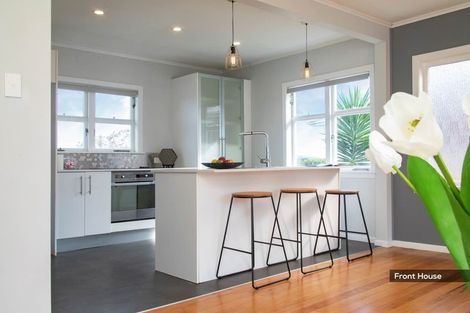 Photo of property in 44 Ellis Avenue, Mount Roskill, Auckland, 1041