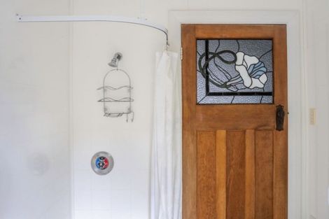 Photo of property in 14 Moana Street, Kaka Point, 9271