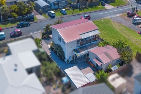 Photo of property in 2a Bamboo Grove, Kelston, Auckland, 0602