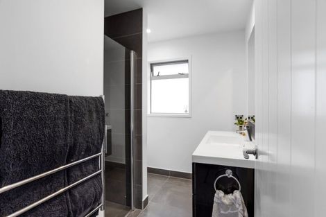 Photo of property in 48 Cassinia Close, Papamoa Beach, Papamoa, 3118