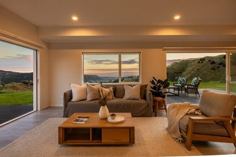 Photo of property in 170 Eskridge Drive, Eskdale, Napier, 4182