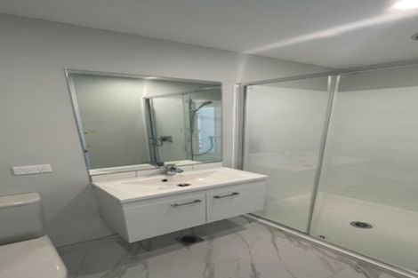 Photo of property in 5/51 Wharf Road, Te Atatu Peninsula, Auckland, 0610