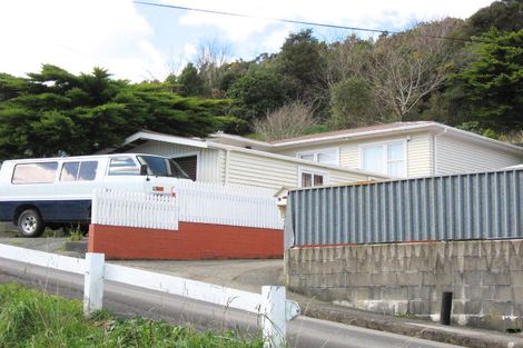 Photo of property in 83 Coast Road, Wainuiomata, Lower Hutt, 5014