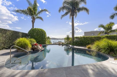 Photo of property in 23 Clyside Avenue, Half Moon Bay, Auckland, 2012