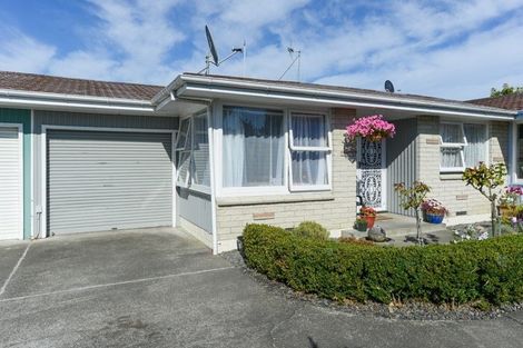 Photo of property in 2/407 Southland Road, Hastings, 4122