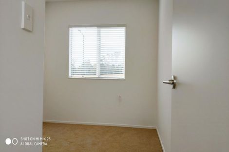 Photo of property in 2 Herekino Street, Westgate, Auckland, 0814
