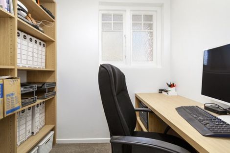 Photo of property in 301 Fergusson Drive, Heretaunga, Upper Hutt, 5018