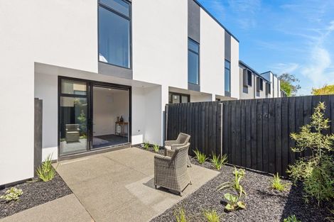Photo of property in 2/21 Packe Street, Edgeware, Christchurch, 8013