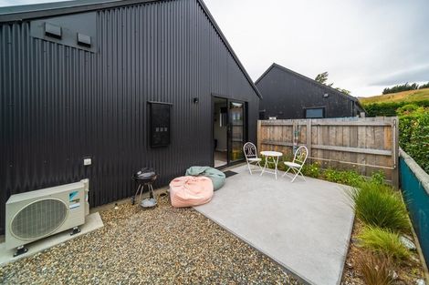 Photo of property in 8 Mulbury Way, Lower Shotover, Queenstown, 9304