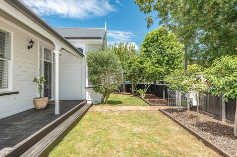 Photo of property in 24 Brassey Road, Saint Johns Hill, Whanganui, 4500