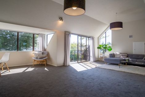 Photo of property in 105 Gardiners Road, Harewood, Christchurch, 8051