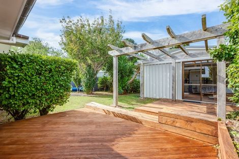 Photo of property in 7 Motukaraka Point, Pauatahanui, Porirua, 5381